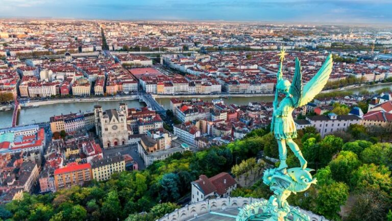 Lyon